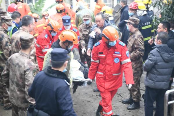应急管理部调研中石油和中石化危险化学品安全风险集中治理工作